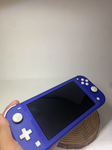 nintendo Switch  - 2