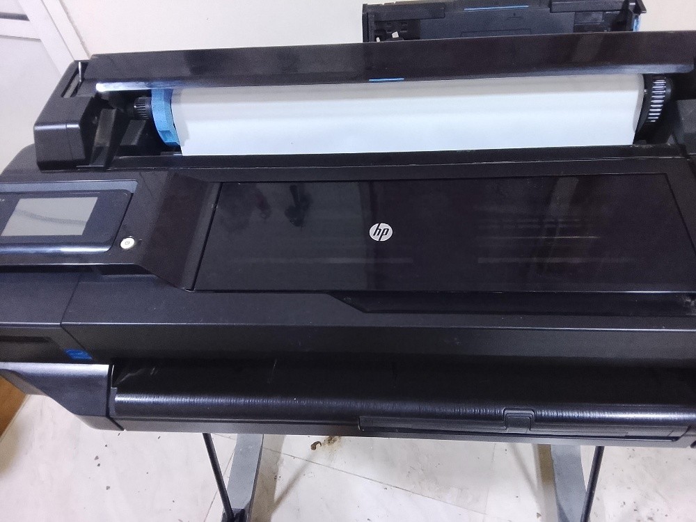 HP Designjet 1520 - 3