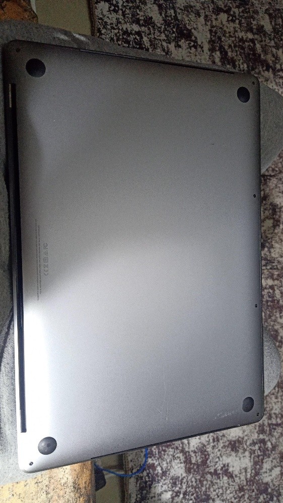MacBook Pro A1990 2019 i9 Process - 7
