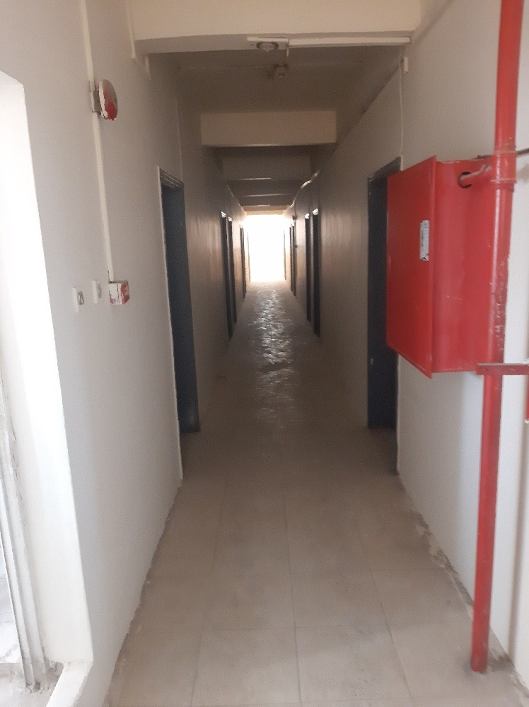60 rooms in old INDUSTRIAL area - 1