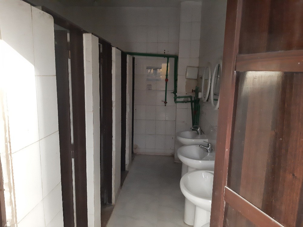 60 rooms in old INDUSTRIAL area - 7