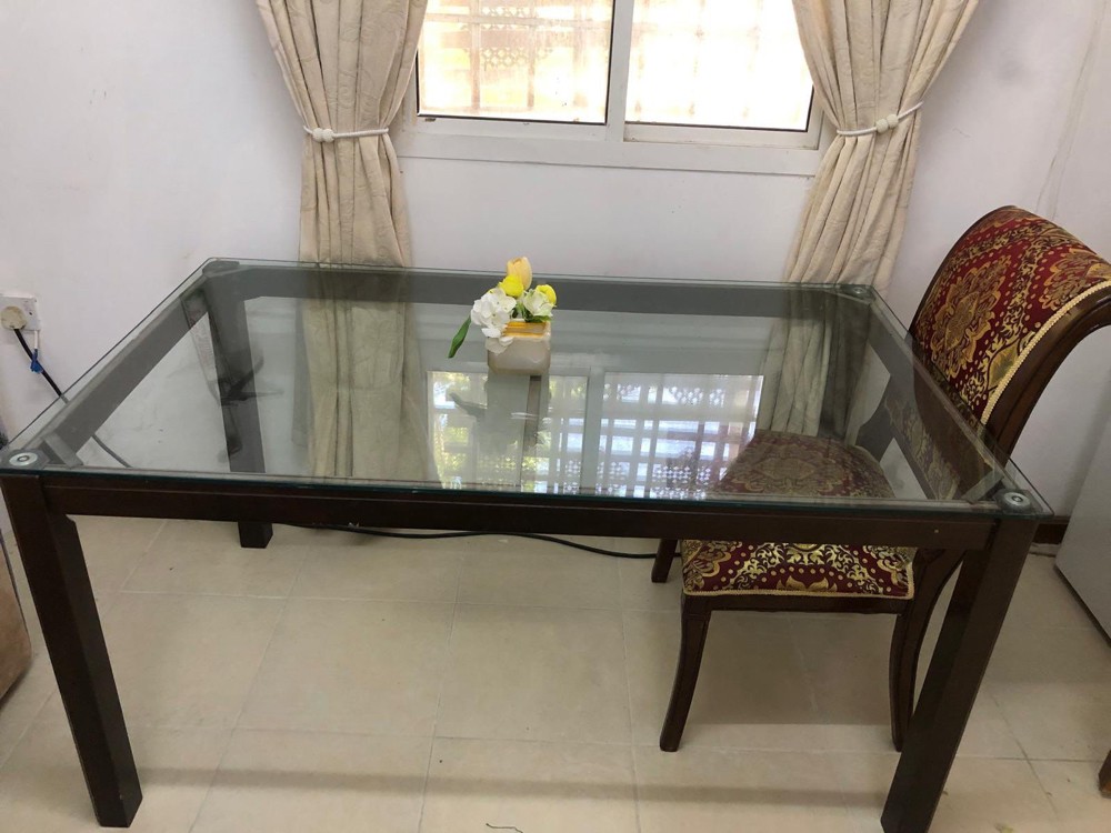 طاولة طعام - 1