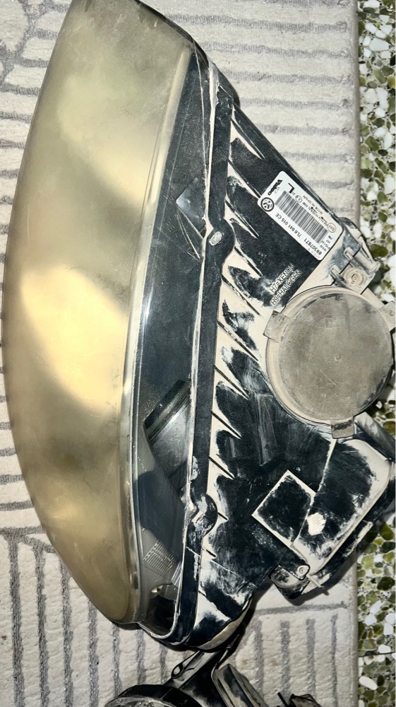 Front right and left headlights  - 3