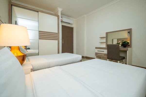 Discover Relaxed Living in Ezdan - 13