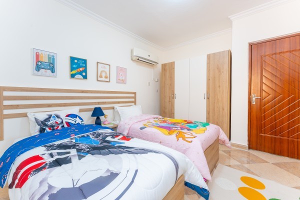 Elegant 2-Bedroom in Al Wakra - 9