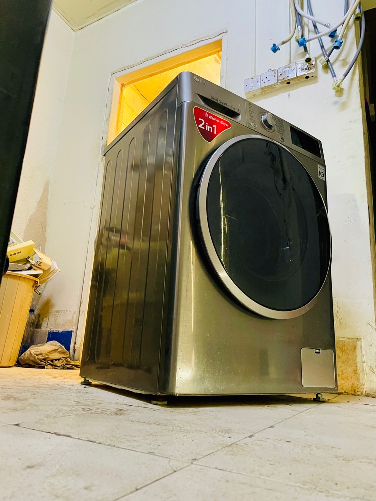 LG 8/5kg washing machine for sale - 2