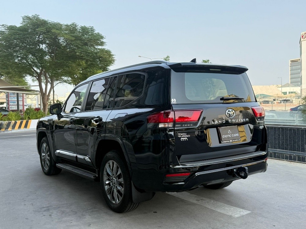Land Cruiser GXR Twin Turbo 2024 — photo 11 for sale in Qatar