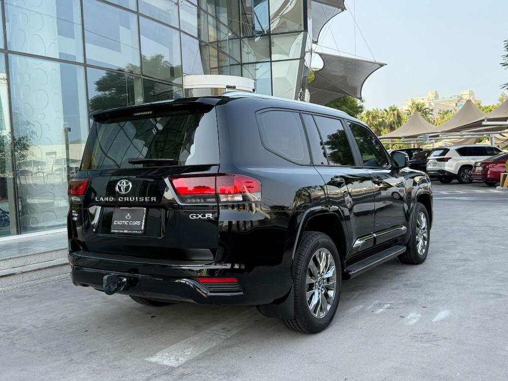 Land Cruiser GXR Twin Turbo 2024 — photo 10 for sale in Qatar