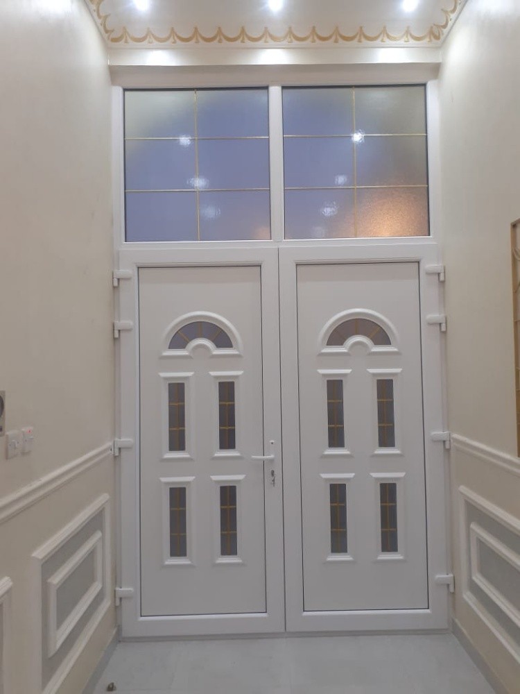u pic door undu - 19