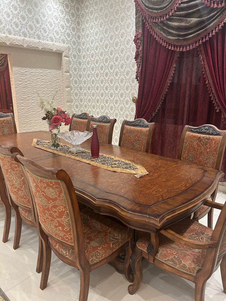 طاولة طعام  - 5