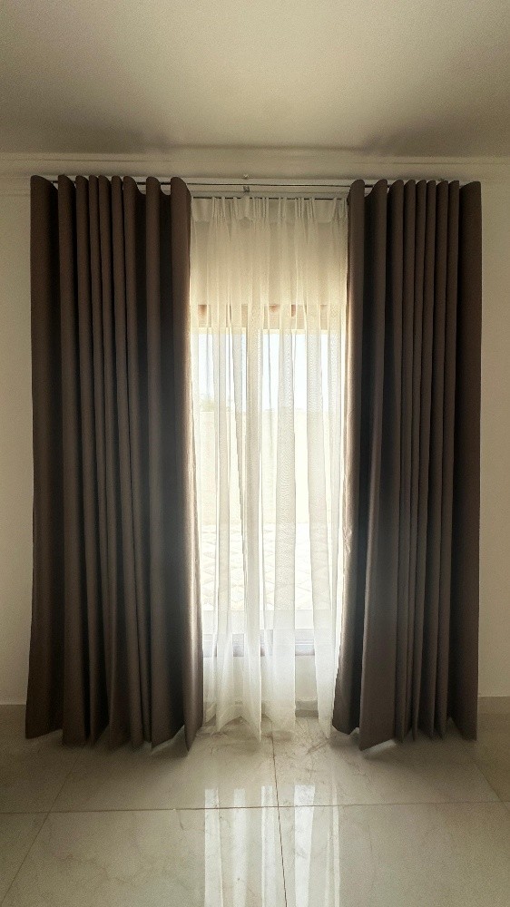 curtain - 3