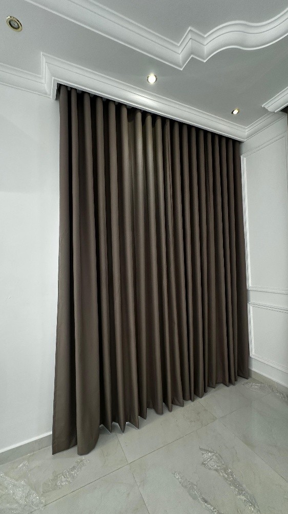 curtain - 5