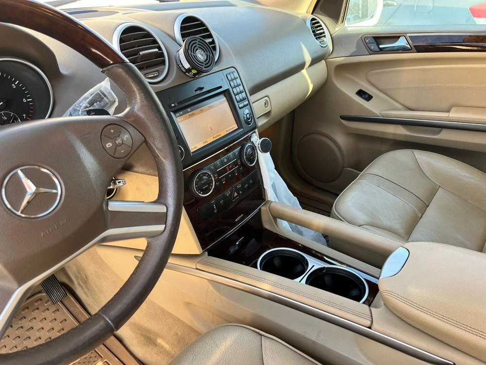 Mercedes ML350 AMG - 5