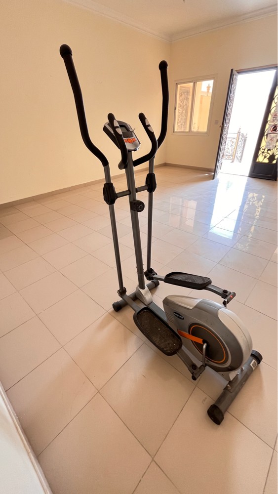 Elliptical Cross Trainer - 2