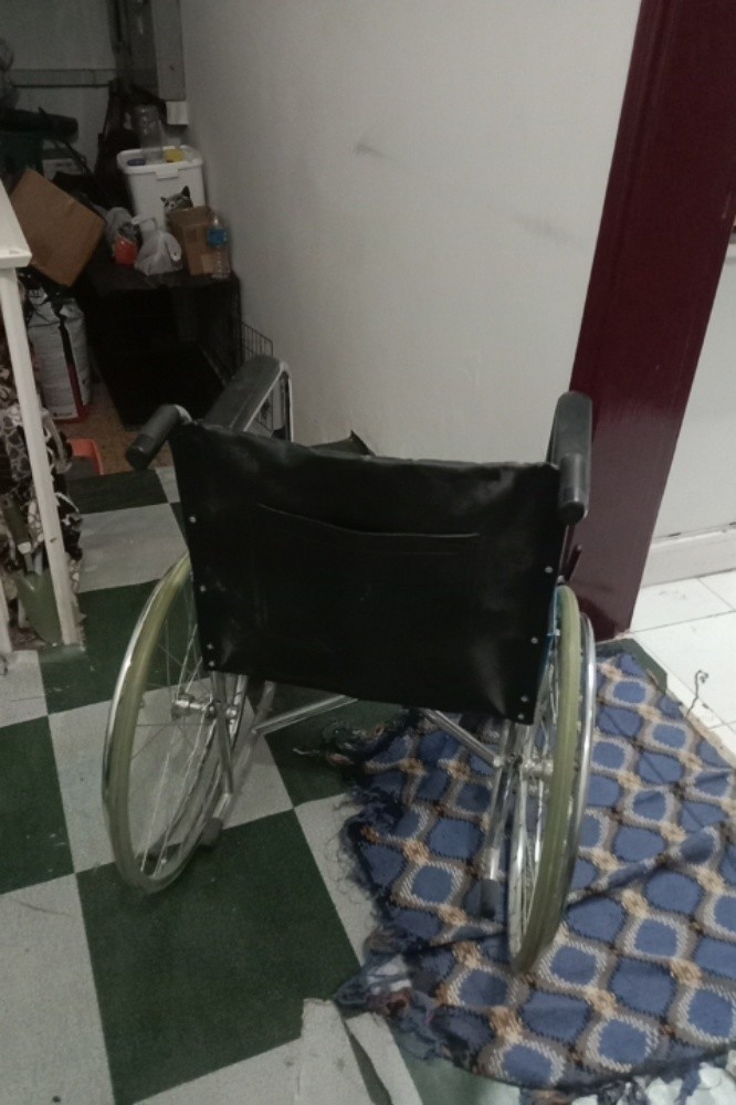 selling for 600 negotiable - 3