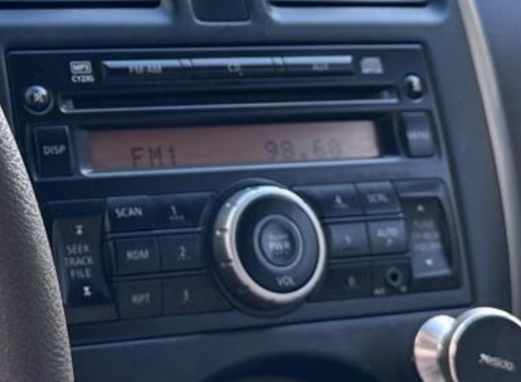 stereo original 2012 model sunny  - 1