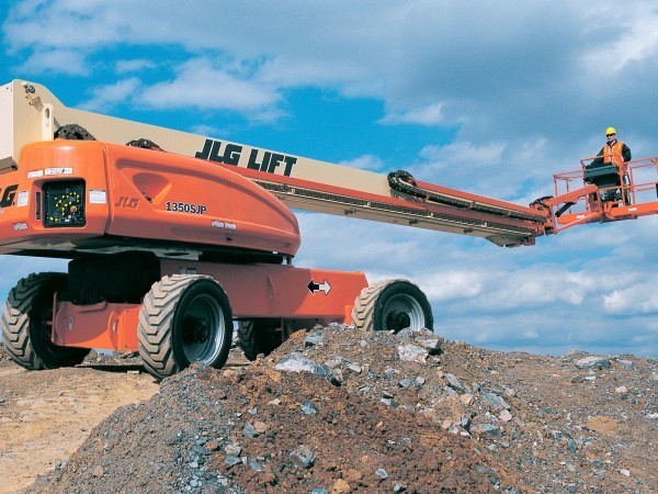 Manlift / Boomlift for Rent - 2