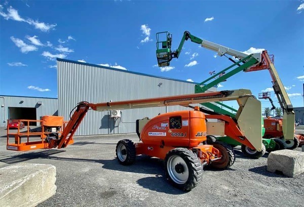 Manlift / Boomlift for Rent - 1