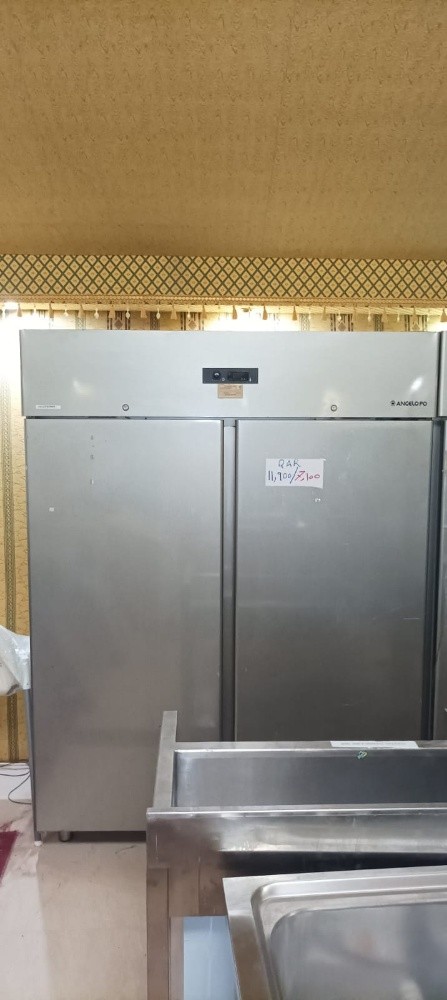 Kitchen equipment, refrigerators, - 1