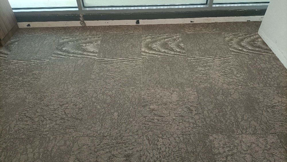 office tiles carpet - 3