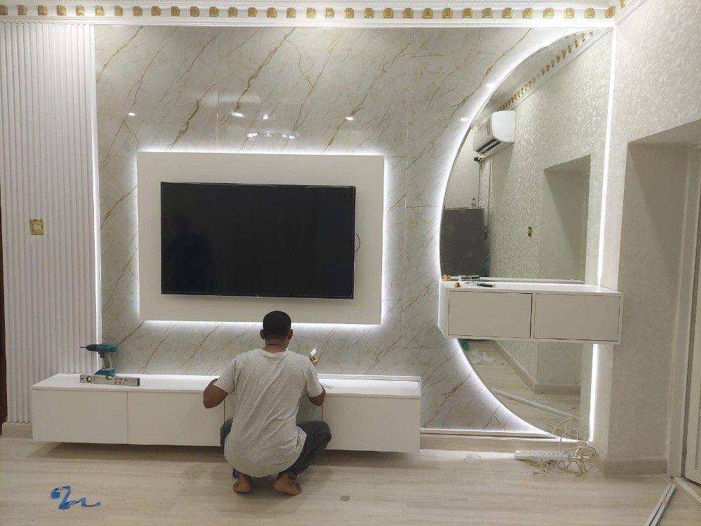wall panel with tv box - 4