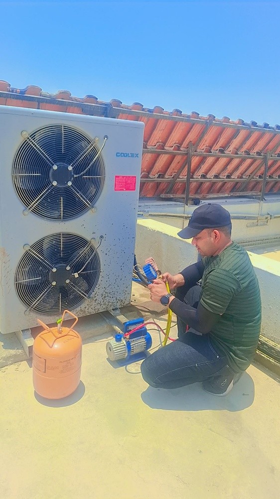 AIR CONDITIONER - 3