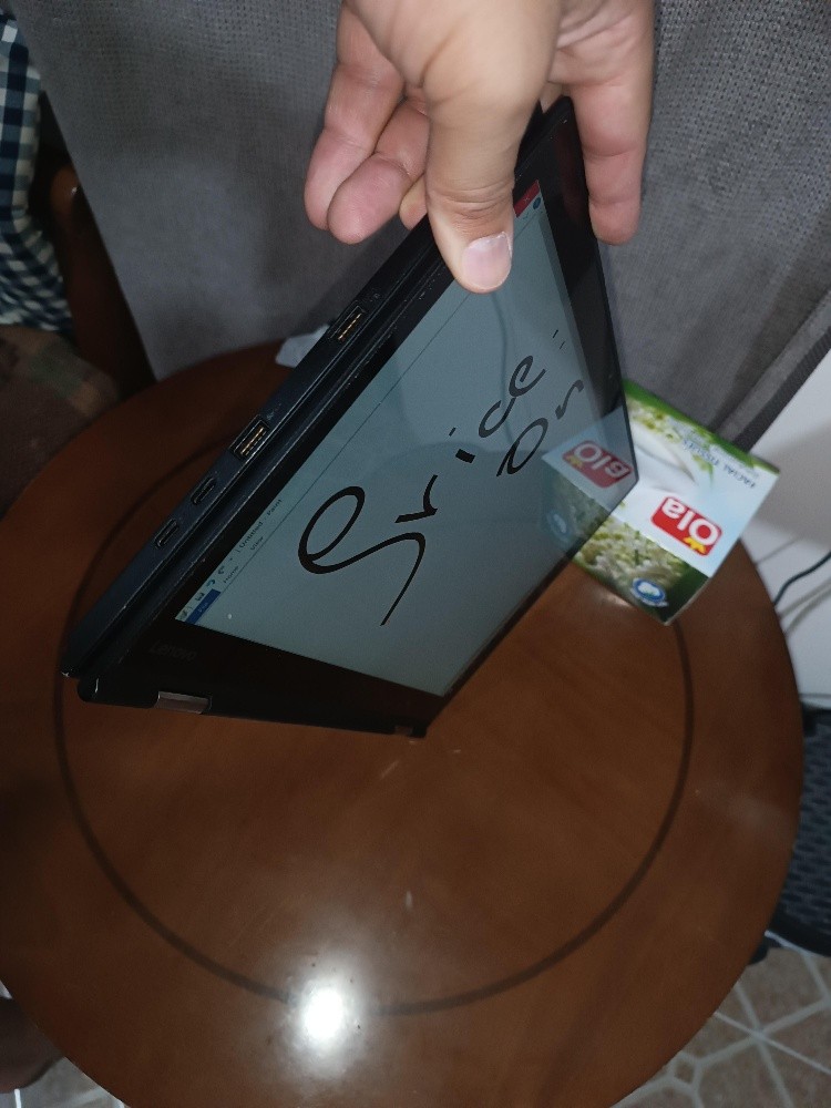 Lenovo ThinkPad X1 Yoga - 11