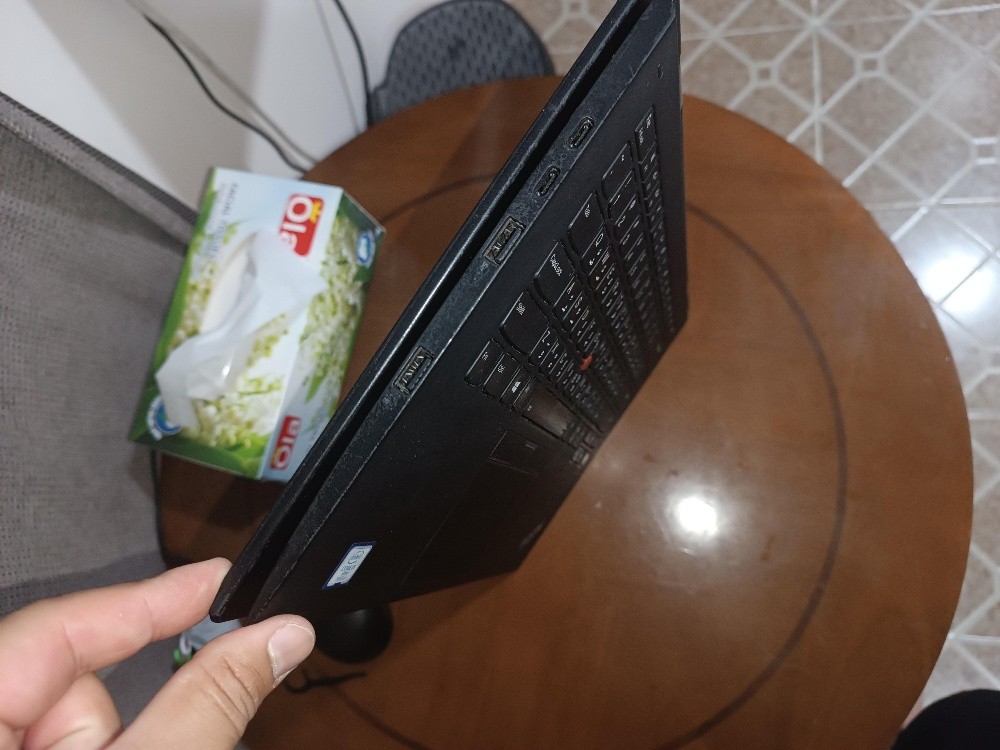 Lenovo ThinkPad X1 Yoga - 7