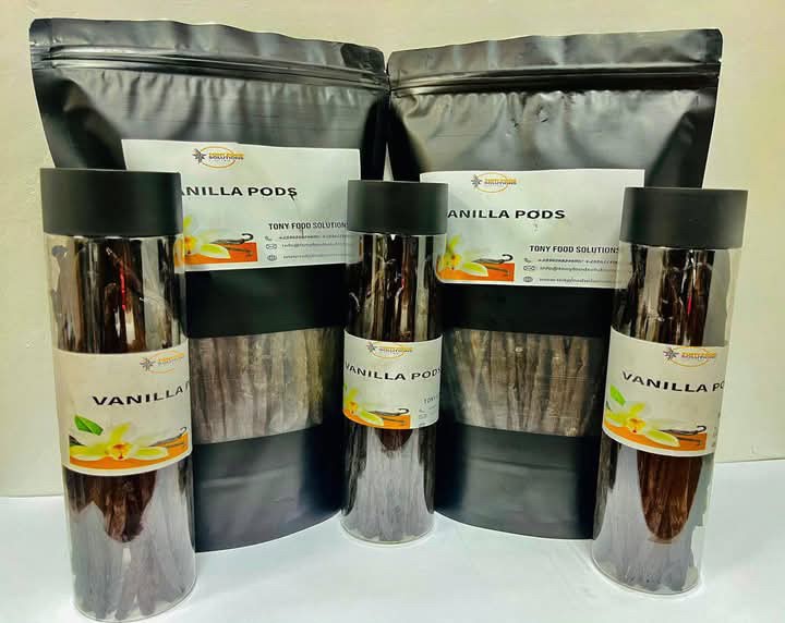 fresh vanilla from Zanzibar - 1
