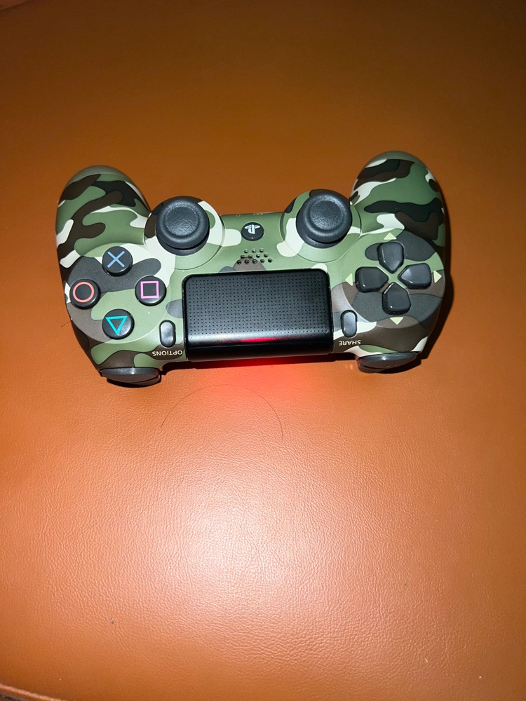 ps4 controller  - 1
