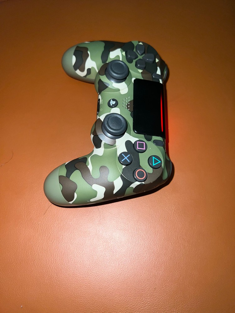 ps4 controller  - 2