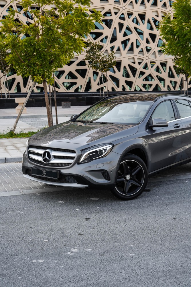GLA250 Mercedes - 6
