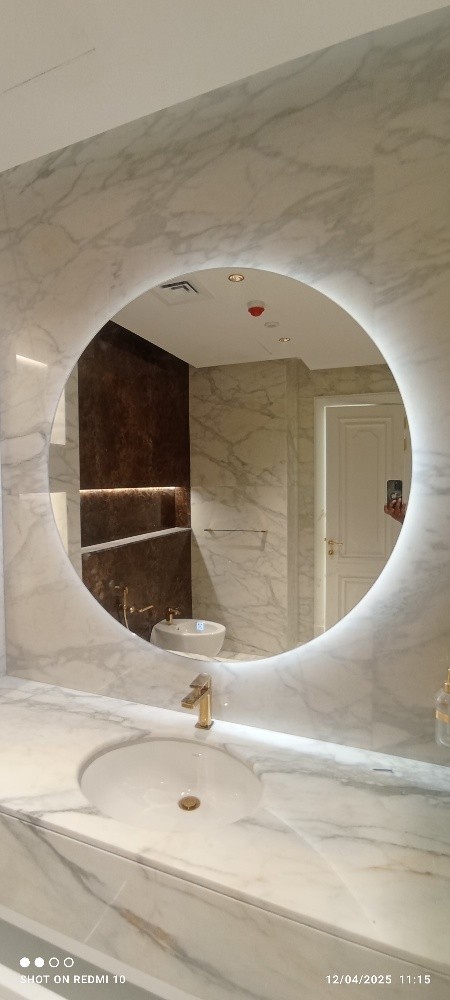 Mirror glass L E D lite digain - 3
