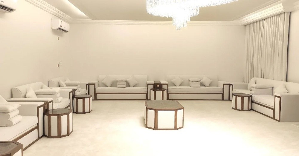 Arabic Majlish Sofa(Veneer wood) - 3