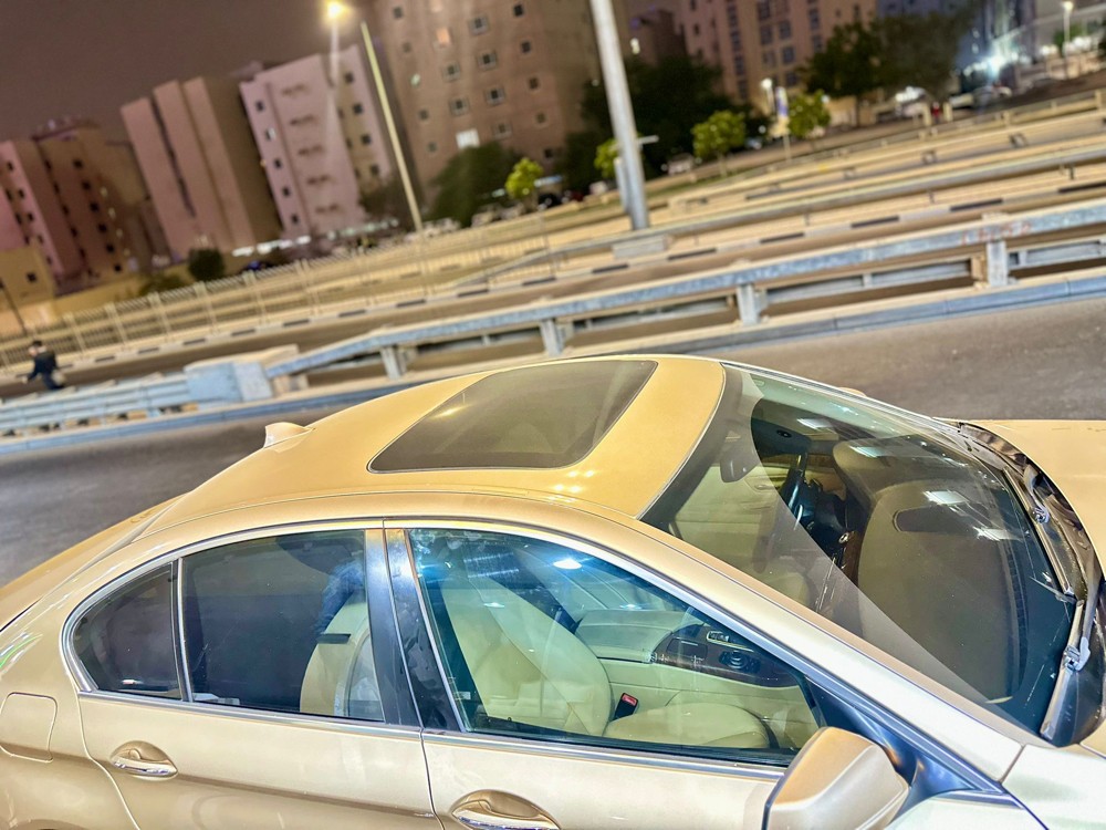 سيارةً ممتازة - 4