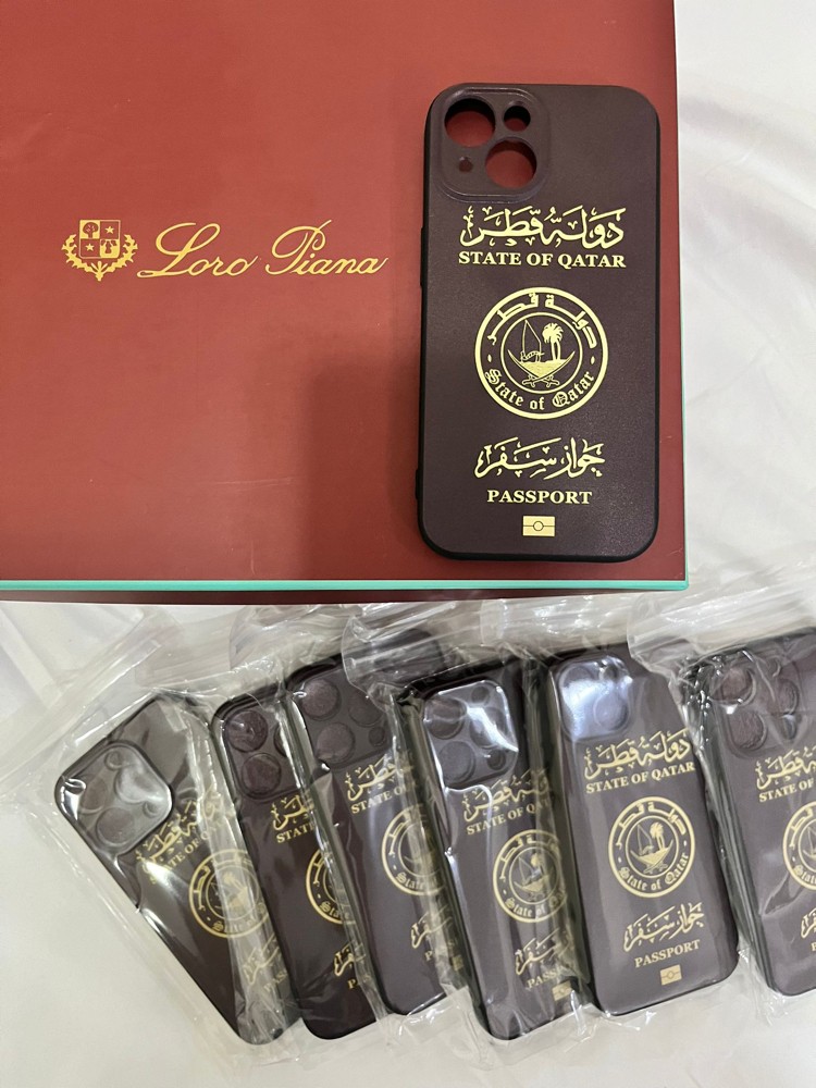 غلاف ايفون (كفر) جواز قطر - 2