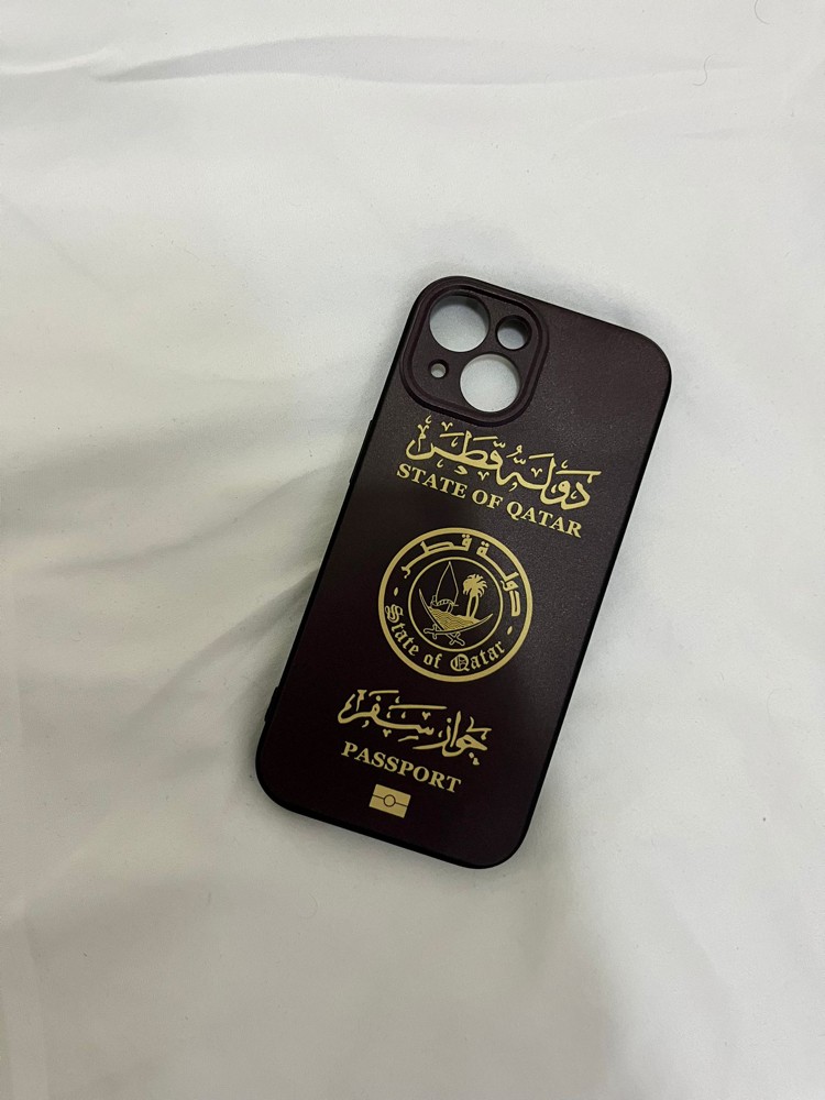 غلاف ايفون (كفر) جواز قطر - 1