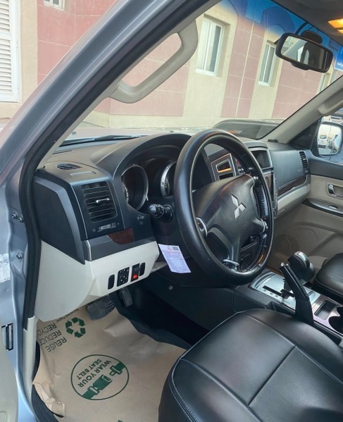 Mitsubishi Pajero GLS V6 2015 - 4