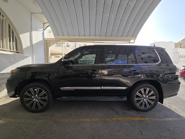 LX570 2011 NEGOTIABLE - 1