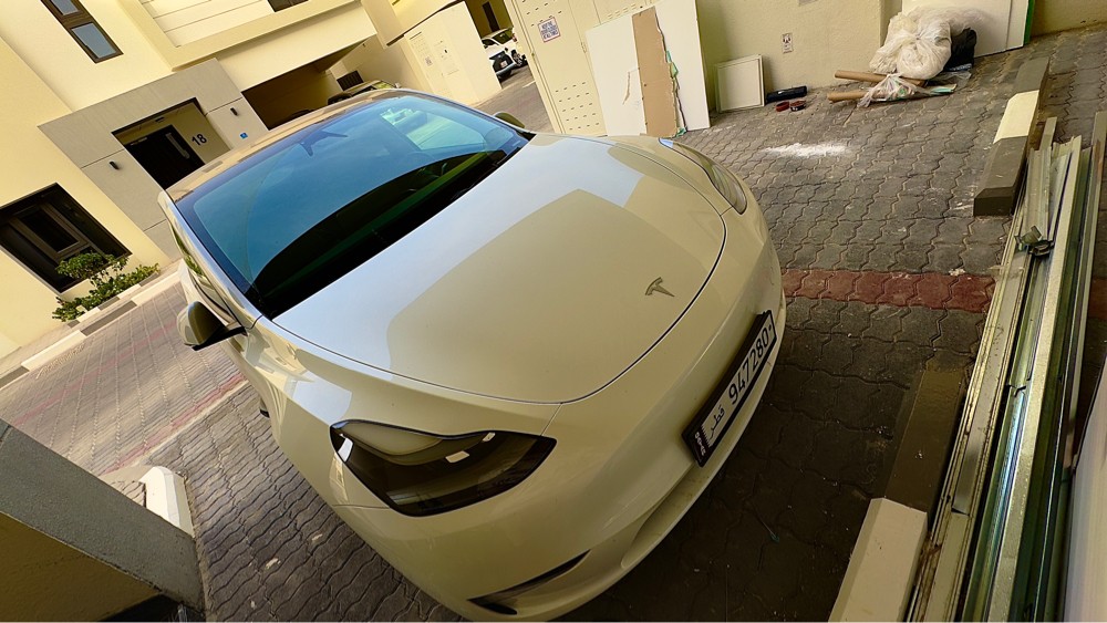TESLA MODEL Y LONG RANGE 4WD - 6