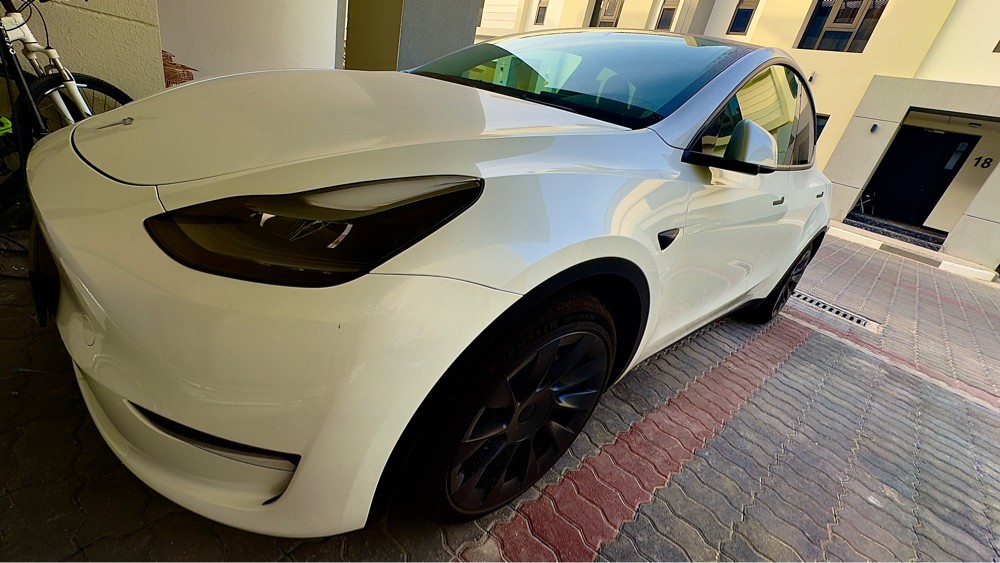 TESLA MODEL Y LONG RANGE 4WD - 4