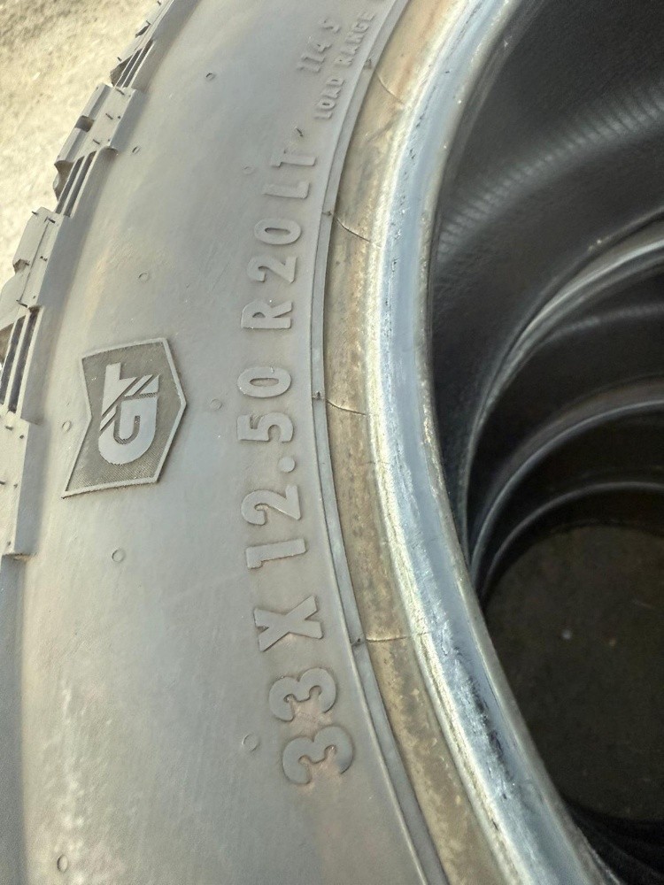 33/12x50/20#Genarel tire - 4