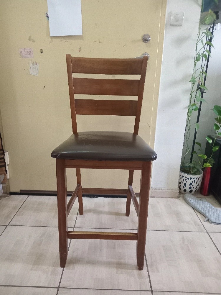 7 seater Dining table URGENT SALE - 9