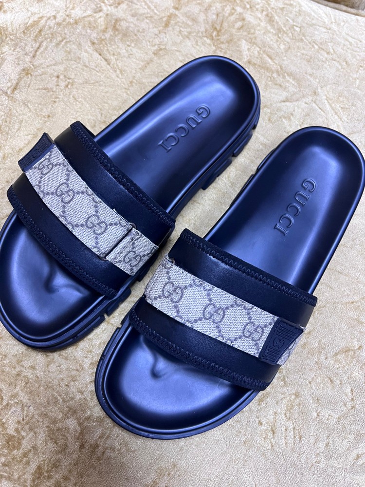Gucci slippers  - 2