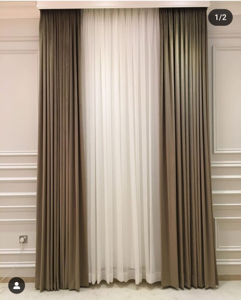 Tv Decor Coupboard Curtains Etc - 17