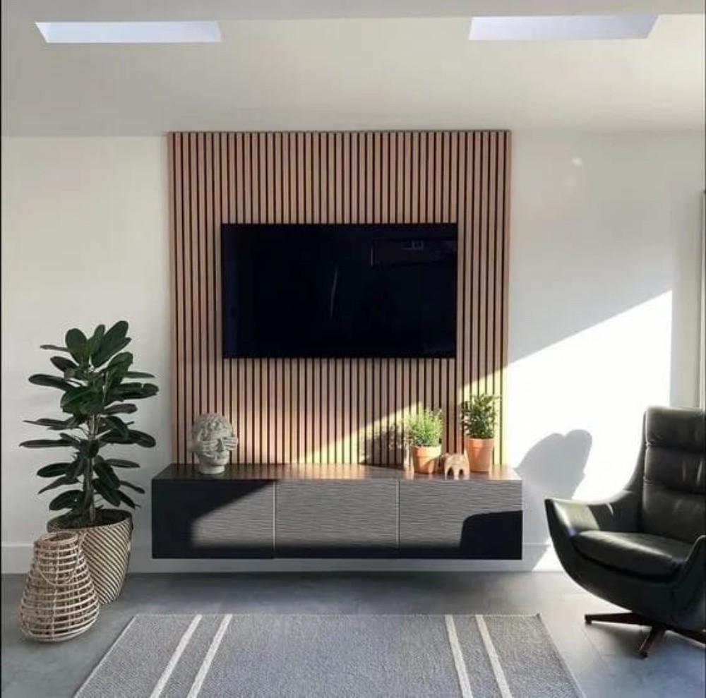 Tv Decor Coupboard Curtains Etc - 20