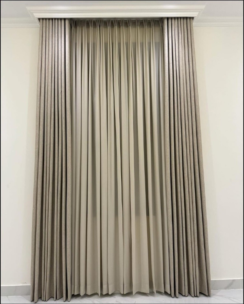 Tv Decor Coupboard Curtains Etc - 13