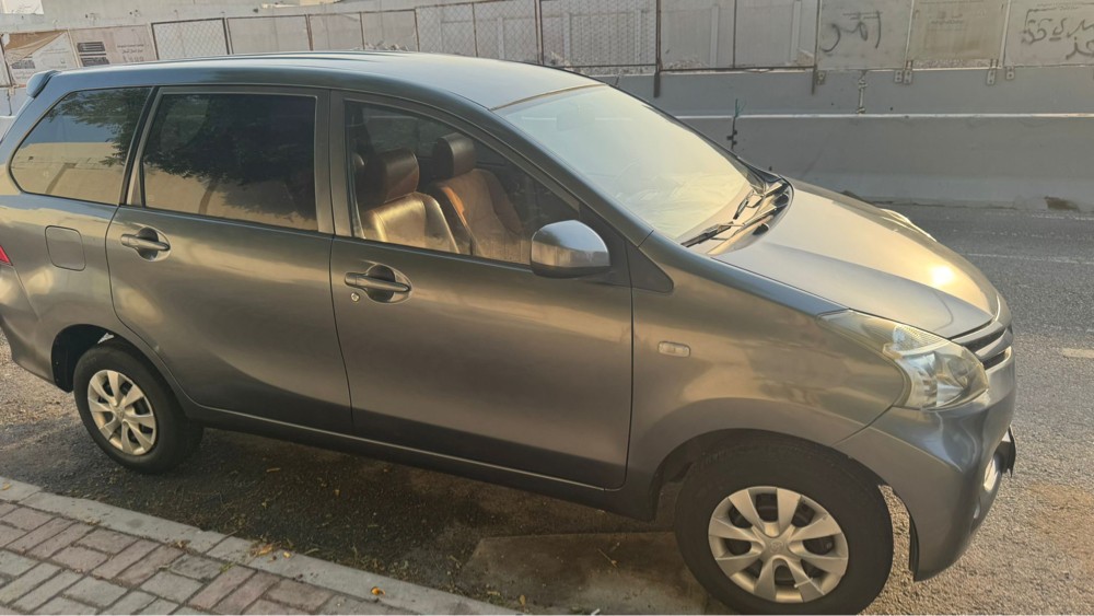 use good condition model 2015... - 4