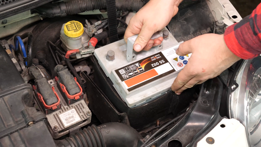 free delivery car battery qatar - 2