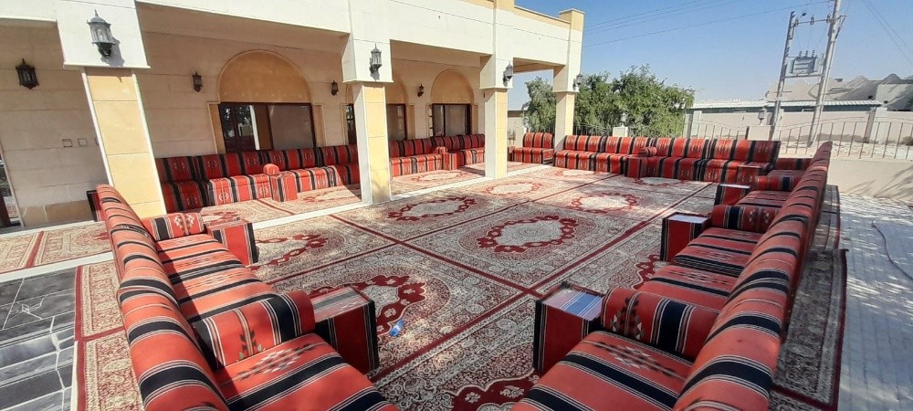 Moroccan sofas, wool and leather - 9